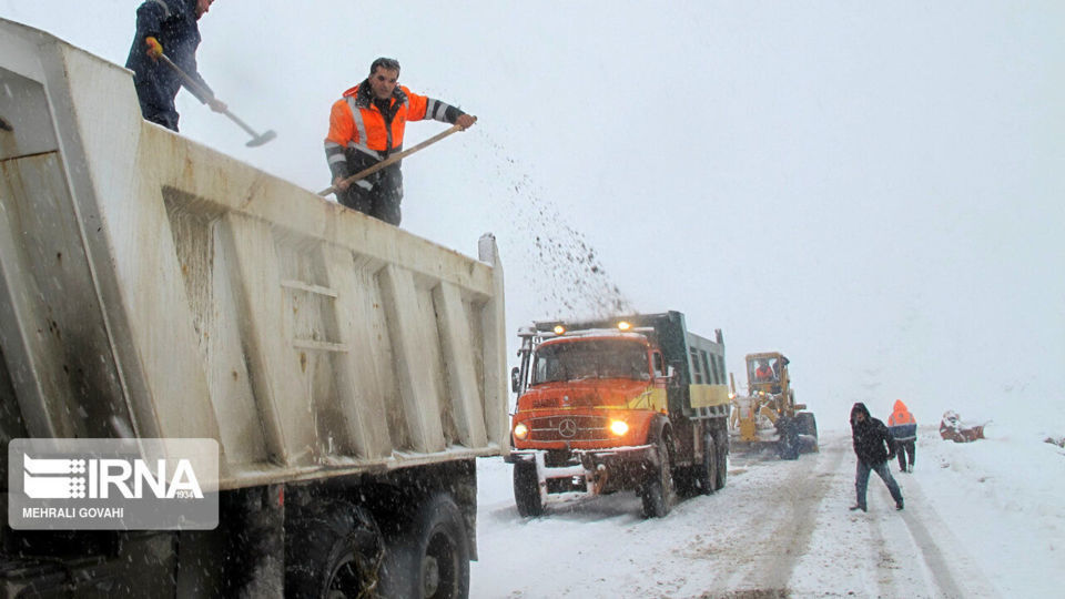 سردار هادیانفر: از هر ۱۰ وسیله نقلیه، ۷ خودرو تک سرنشین است سردار هادیانفر: از هر ۱۰ وسیله نقلیه، ۷ خودرو تک سرنشین است