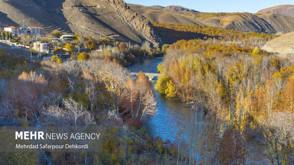 طبیعت پاییزی زاینده رود