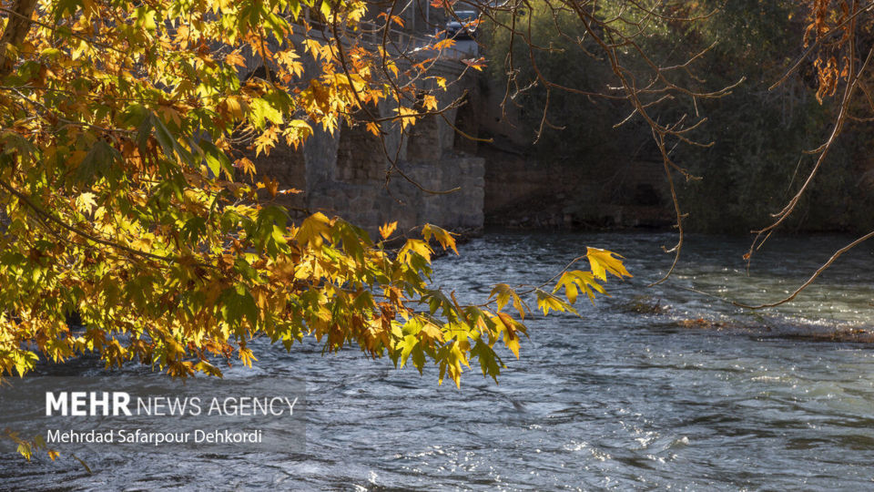 طبیعت پاییزی زاینده رود