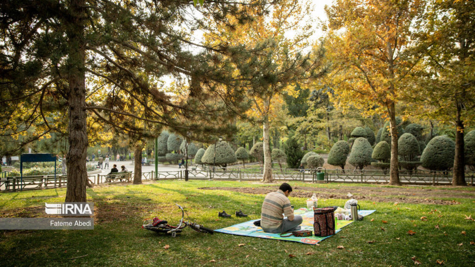تهران؛ پاییز ۱۴۰۲