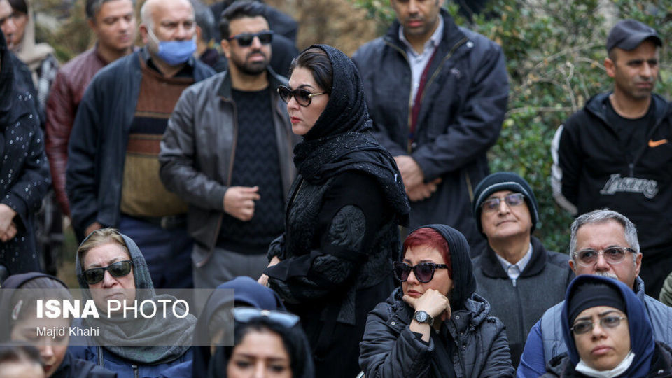 تشییع پیکر بیتا فرهی