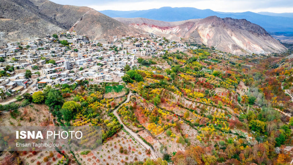 پاییز هزار رنگ در روستای «شیت»