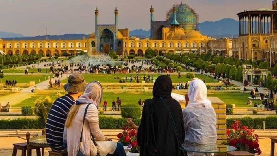 رشد ۴۰ درصدی ورود گردشگران خارجی به ایران 