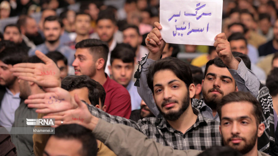 دیدار رمضانی دانشجویان با رهبر انقلاب