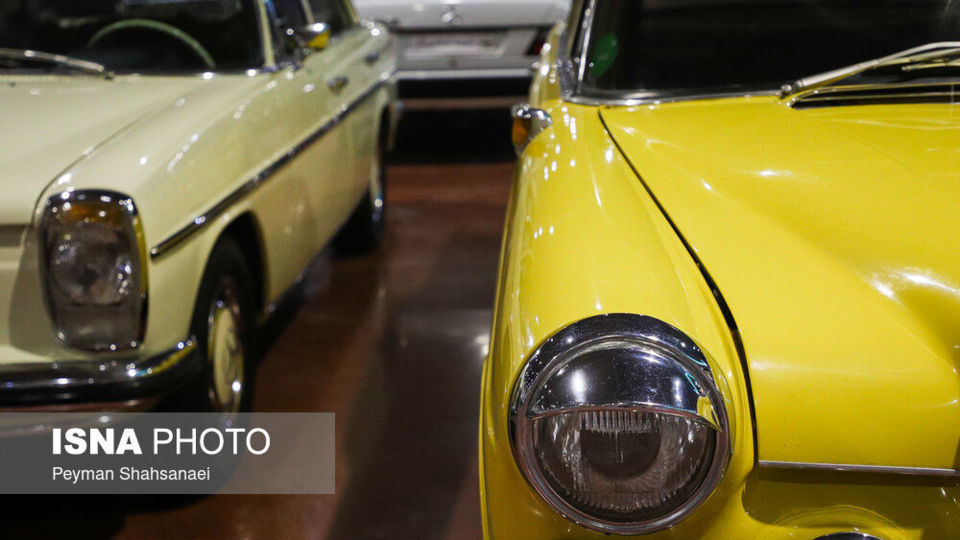 نمایشگاه خودروها و موتورسیکلت‌های کلاسیک، آفرود و مسابقه‌ای - اصفهان