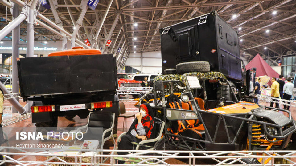 نمایشگاه خودروها و موتورسیکلت‌های کلاسیک، آفرود و مسابقه‌ای - اصفهان