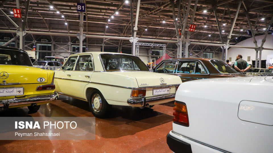 نمایشگاه خودروها و موتورسیکلت‌های کلاسیک، آفرود و مسابقه‌ای - اصفهان