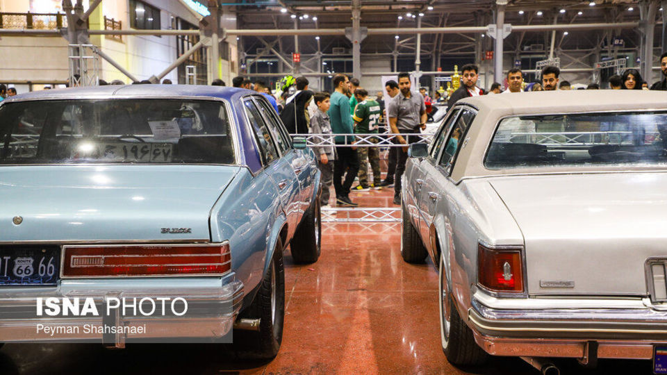 نمایشگاه خودروها و موتورسیکلت‌های کلاسیک، آفرود و مسابقه‌ای - اصفهان