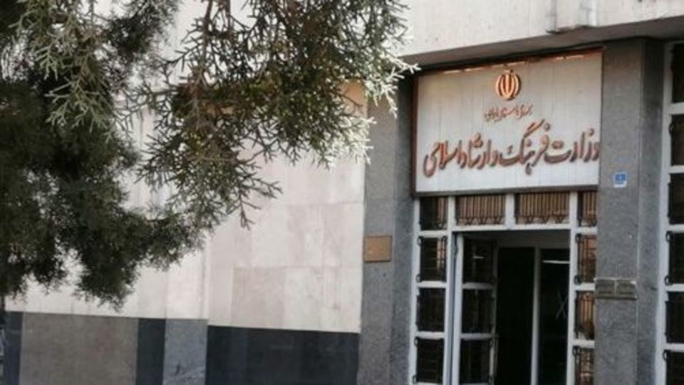 فرهنگ یله و مردِ فرهنگ در آروزی پاستور فرهنگ یله و مردِ فرهنگ در آروزی پاستور