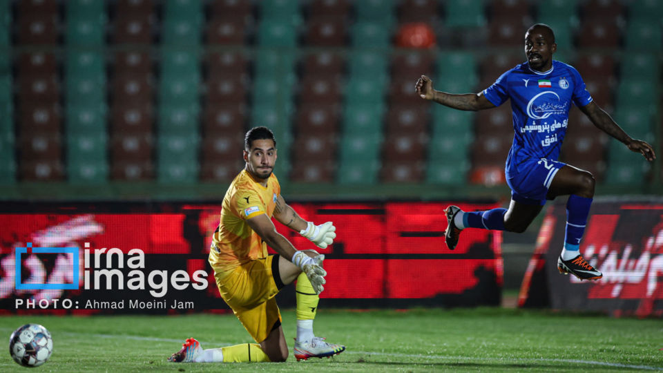 شکست سنگین استقلال در خانه