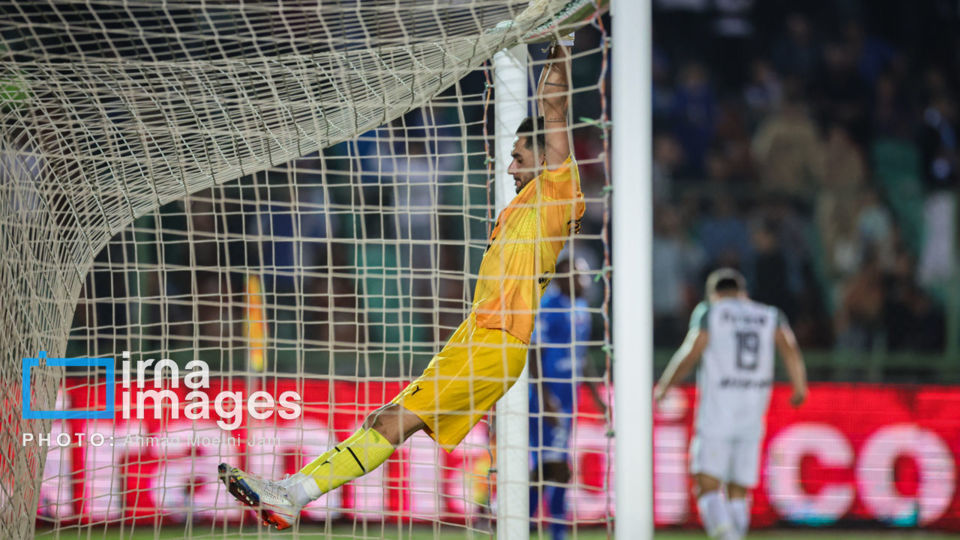 شکست سنگین استقلال در خانه