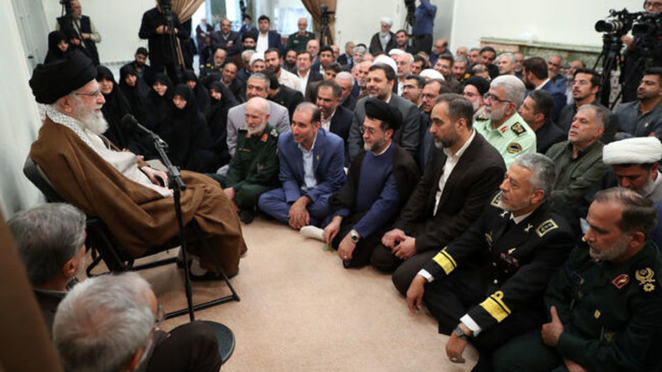 رهبر انقلاب: پیروزی از آنِ مقاومت است/ بیاعتباری تمدن غرب به همه دنیا نشان داده شد/ مجاهدت نصرالله و سنوار سرنوشت منطقه را تغییرداد رهبر انقلاب: پیروزی از آنِ مقاومت است/ بیاعتباری تمدن غرب به همه دنیا نشان داده شد/ مجاهدت نصرالله و سنوار سرنوشت منطقه را تغییرداد