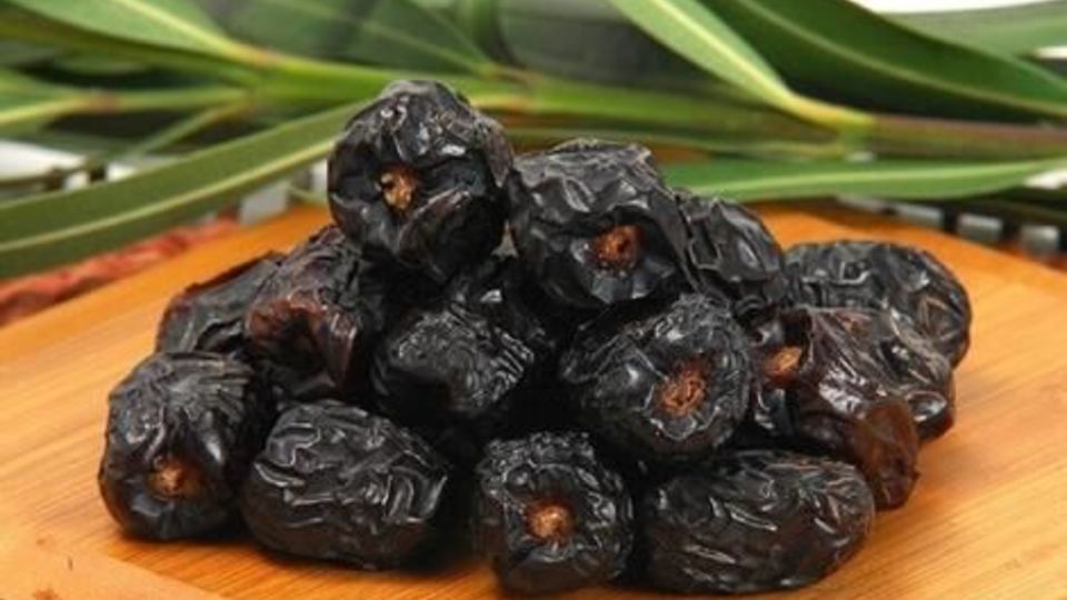 نوشابه خرمایی عربستان رونمایی شد نوشابه خرمایی عربستان رونمایی شد