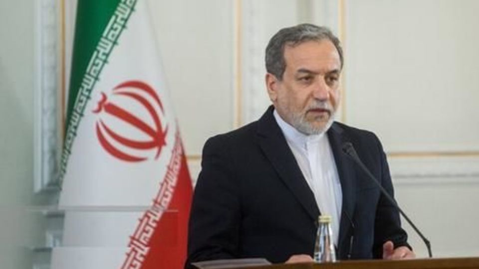 عراقچی وارد مسقط شد عراقچی وارد مسقط شد