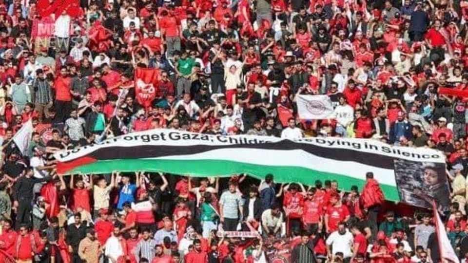 قهرمانی تراکتور، نماد ایستادگی و مقاومت قهرمانی تراکتور، نماد ایستادگی و مقاومت