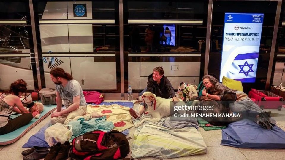 پناه گرفتن اسرائیلی‌ها در مترو از ترس حمله موشکی ایران 