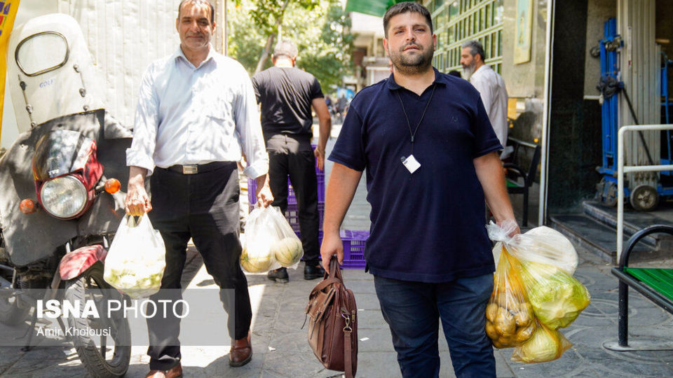 زندگی در جریان است...