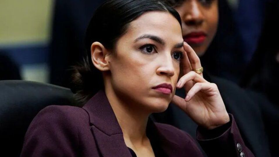 نماینده دموکرات آمریکا: ترامپ باید بابت حمله به ایران استیضاح شود نماینده دموکرات آمریکا: ترامپ باید بابت حمله به ایران استیضاح شود