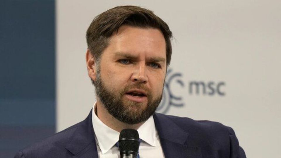 ادعای مضحک معاون ترامپ درباره ایران ادعای مضحک معاون ترامپ درباره ایران