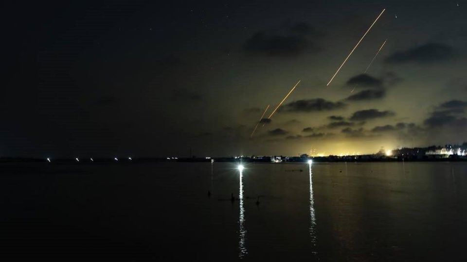 رسانههای رژیم صهیونیستی: یک موشک ایرانی، میلیونها اسرائیلی را روانه پناهگاهها کرد رسانههای رژیم صهیونیستی: یک موشک ایرانی، میلیونها اسرائیلی را روانه پناهگاهها کرد