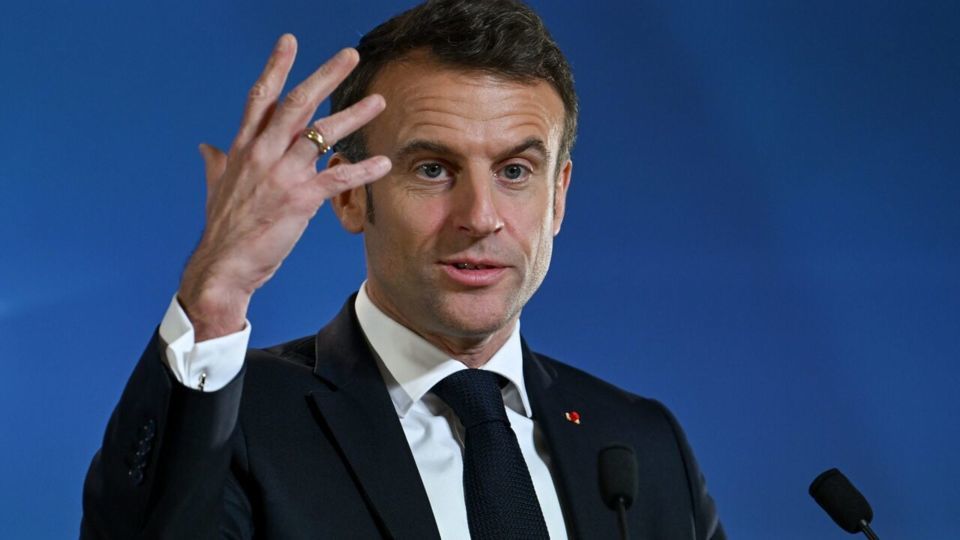 رئیس جمهور فرانسه: حمله آمریکا به ایران هیچ اساس قانونی ندارد رئیس جمهور فرانسه: حمله آمریکا به ایران هیچ اساس قانونی ندارد