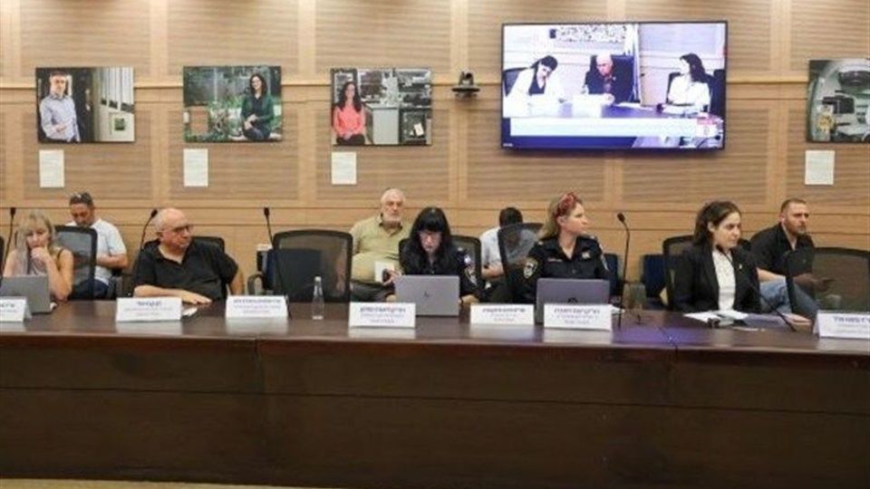 کنست در پی خفقان رسانهها؛ تلآویو به دنبال گنبد آهنین رسانهای کنست در پی خفقان رسانهها؛ تلآویو به دنبال گنبد آهنین رسانهای