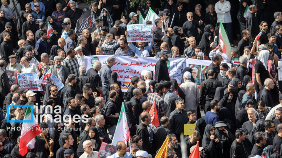 تشییع شهدای اقتدار در تهران