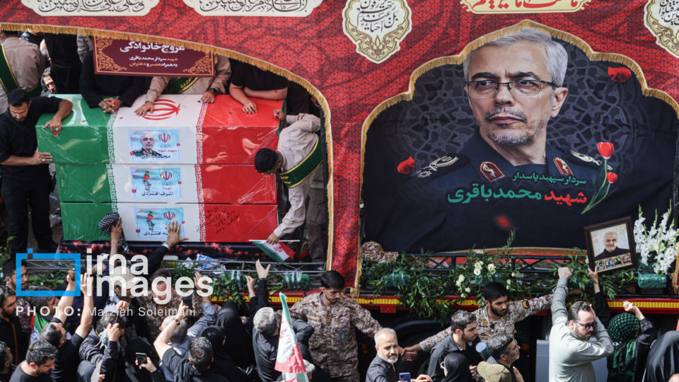 تشییع شهدای اقتدار در تهران