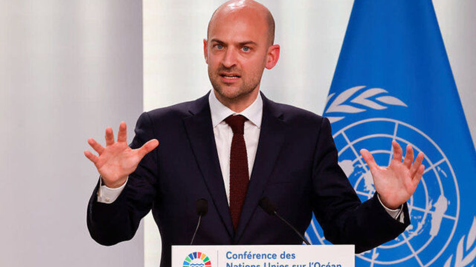 پاریس: ادامه یافتن فعالیت آژانس در ایران حیاتی است پاریس: ادامه یافتن فعالیت آژانس در ایران حیاتی است