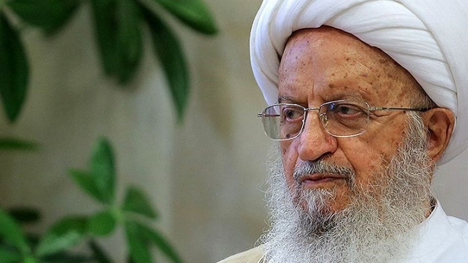 فتوای مهم آیتالله مکارم شیرازی علیه ترامپ و نتانیاهو/ هر شخص یا رژیمی که رهبری و مرجعیت را تهدید کند، حکم محارب دارد فتوای مهم آیتالله مکارم شیرازی علیه ترامپ و نتانیاهو/ هر شخص یا رژیمی که رهبری و مرجعیت را تهدید کند، حکم محارب دارد