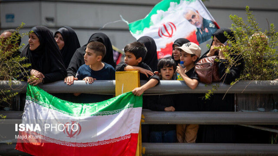 افسر اطلاعاتی رژیم صهیونیستی درباره ملت ایران: مردمی که تا آخر میجنگند و تسلیم نمیشوند افسر اطلاعاتی رژیم صهیونیستی درباره ملت ایران: مردمی که تا آخر میجنگند و تسلیم نمیشوند