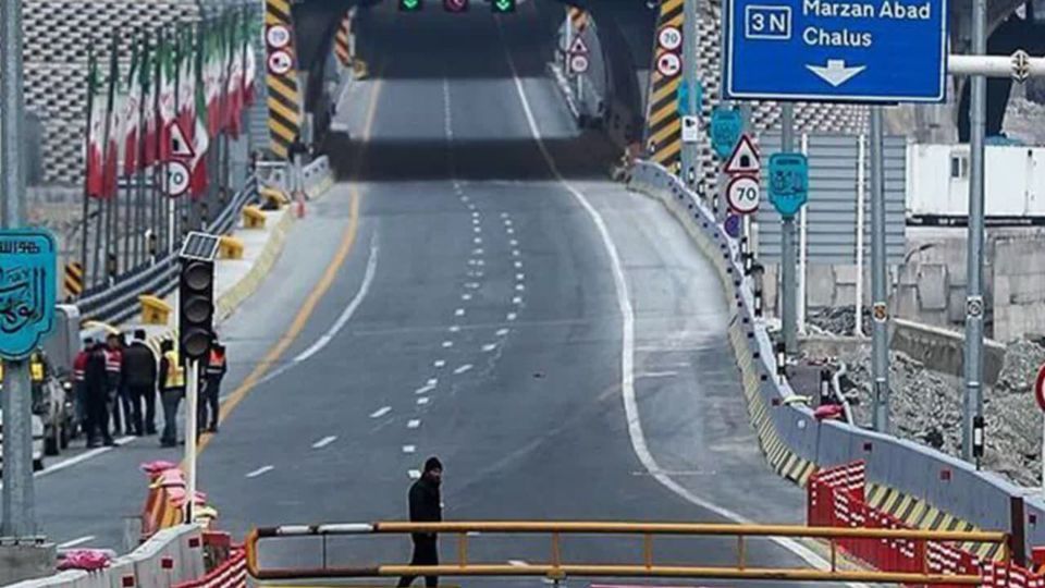 اجرای ممنوعیت تردد در آزادراه تهران - شمال و جاده کندوان از ساعت هشت صبح یکشنبه اجرای ممنوعیت تردد در آزادراه تهران - شمال و جاده کندوان از ساعت هشت صبح یکشنبه