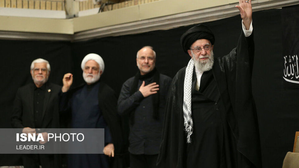 مراسم عزادارای شب عاشورای حسینی با حضور رهبر انقلاب