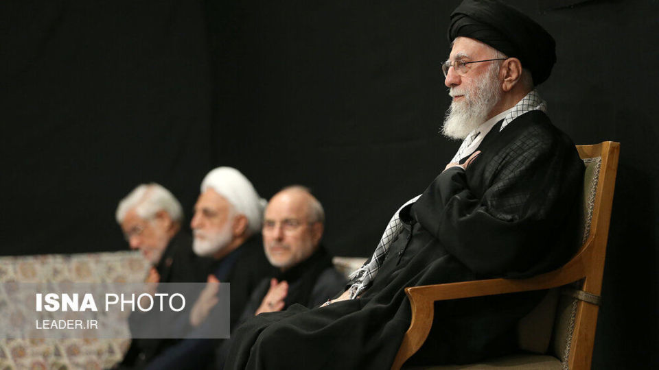 مراسم عزادارای شب عاشورای حسینی با حضور رهبر انقلاب