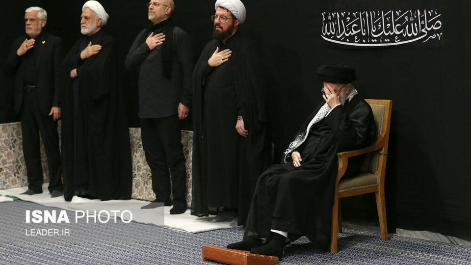 مراسم عزادارای شب عاشورای حسینی با حضور رهبر انقلاب
