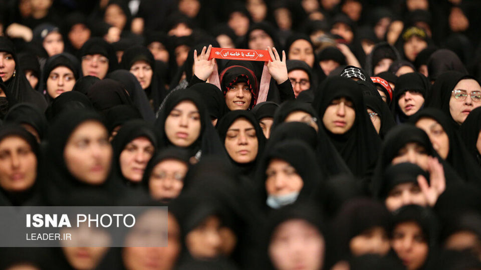 مراسم عزادارای شب عاشورای حسینی با حضور رهبر انقلاب