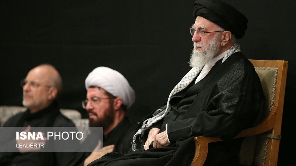 مراسم عزادارای شب عاشورای حسینی با حضور رهبر انقلاب