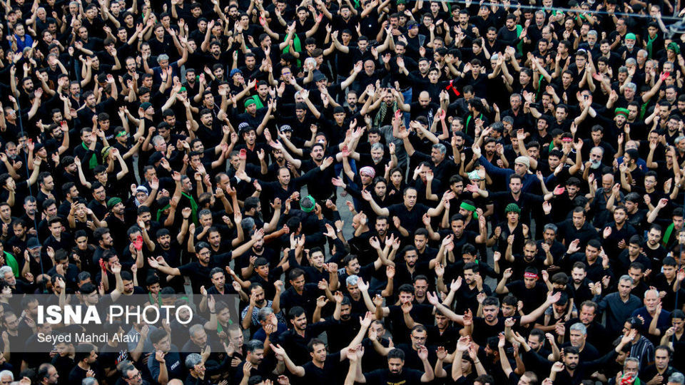 آیین سنتی نخل گردانی عصر عاشورا - یزد