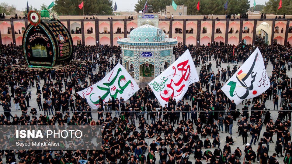 آیین سنتی نخل گردانی عصر عاشورا - یزد