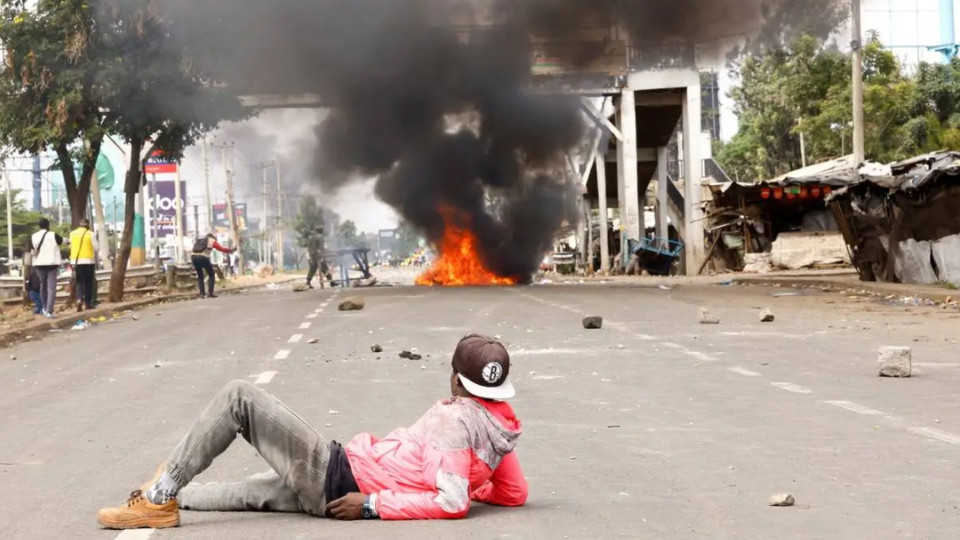 کنیا در آشوب کنیا در آشوب