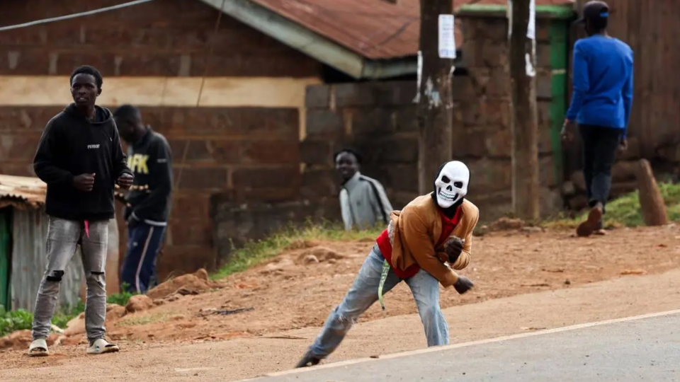 کنیا در آشوب کنیا در آشوب