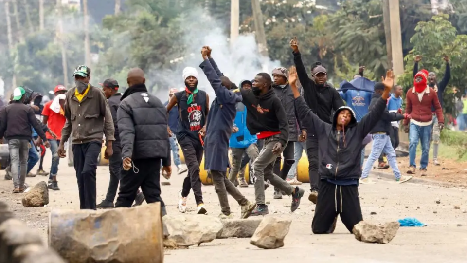 کنیا در آشوب کنیا در آشوب