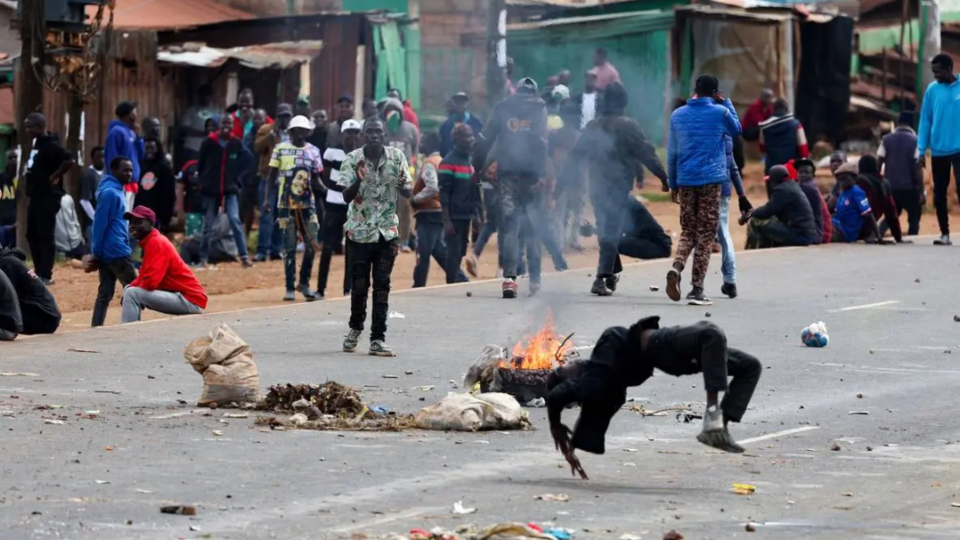 کنیا در آشوب کنیا در آشوب