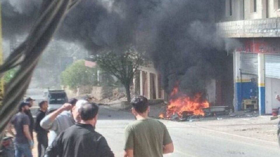 حمله پهپادی اسرائیل به خودرویی در جنوب لبنان حمله پهپادی اسرائیل به خودرویی در جنوب لبنان