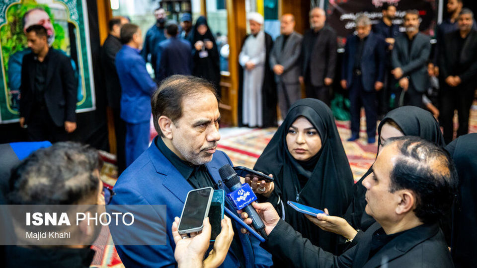 مراسم گرامیداشت شهدای حمله رژیم صهیونیستی به زندان اوین مراسم گرامیداشت شهدای حمله رژیم صهیونیستی به زندان اوین