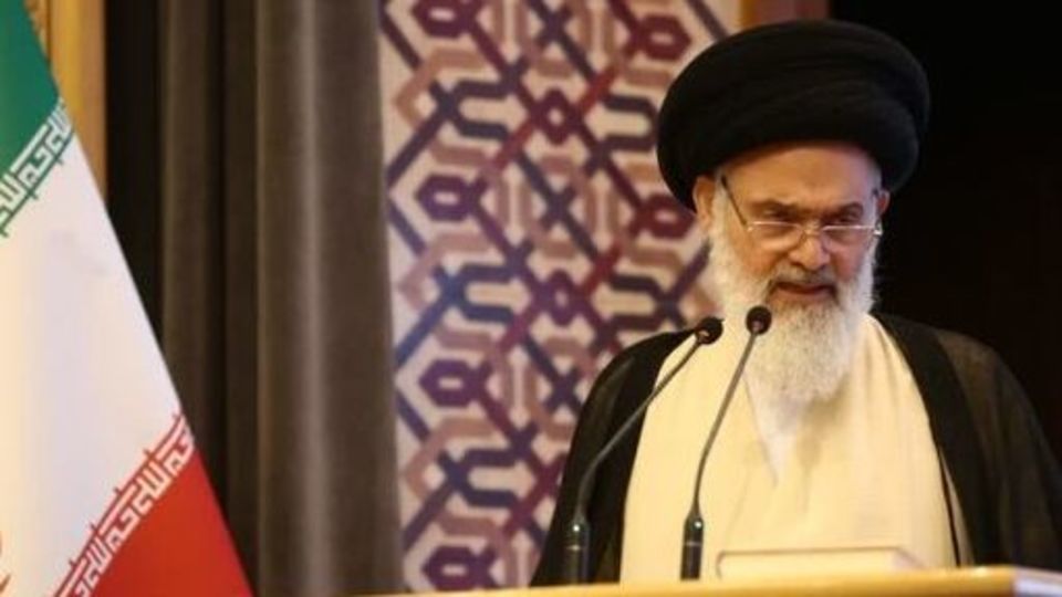 امروز تمام ایرانیان تدابیر رهبری را تحسین میکنند امروز تمام ایرانیان تدابیر رهبری را تحسین میکنند