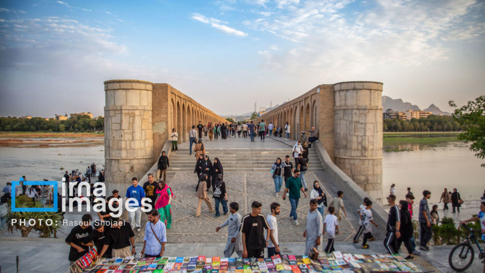 بازگشت زندگی به زایندهرود بازگشت زندگی به زایندهرود