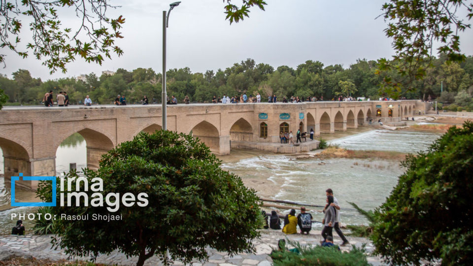 بازگشت زندگی به زایندهرود بازگشت زندگی به زایندهرود