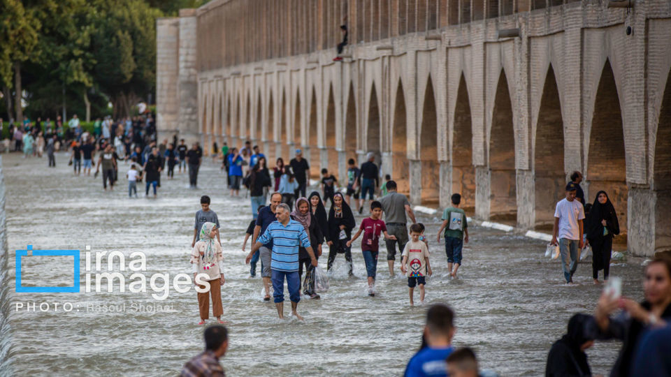 بازگشت زندگی به زایندهرود بازگشت زندگی به زایندهرود