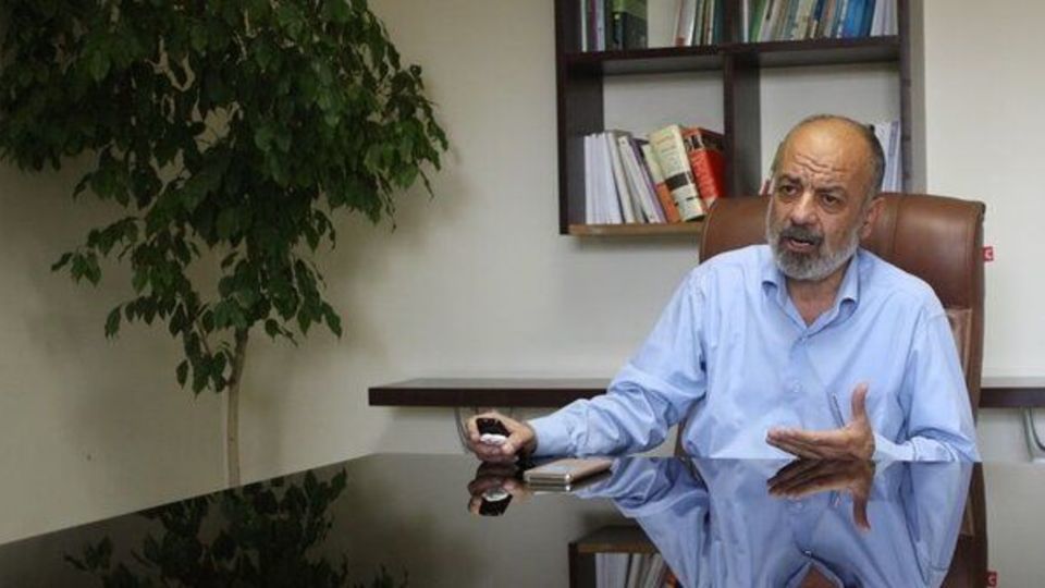 خبرنگار ایرانی چگونه با گورباچف مصاحبه کرد؟ خبرنگار ایرانی چگونه با گورباچف مصاحبه کرد؟